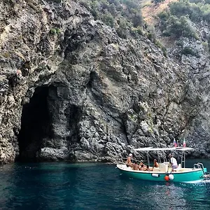 Nocleg ze śniadaniem Limoni Sul Mare, Torre di Faro